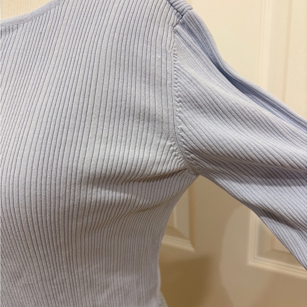 Christian Lacroix Light Blue Ribbed Button-Front Long Sleeve Medium - Picture 4 of 8